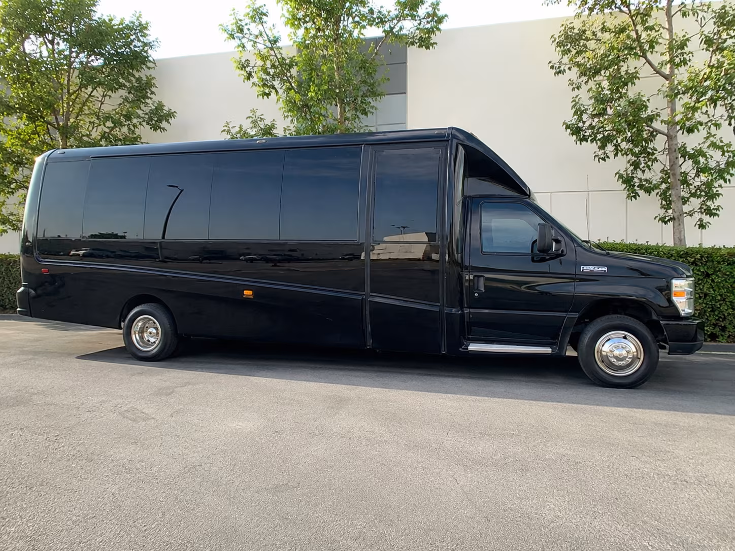 find the perfect transportation for your next prom 4