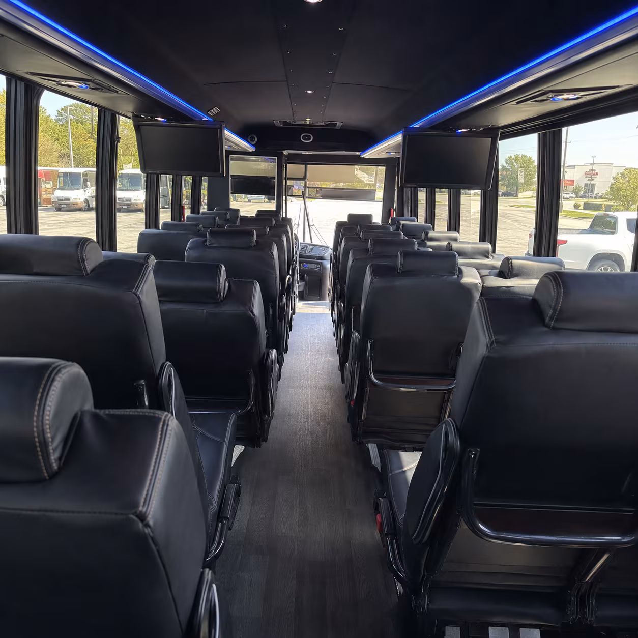 minibus rentals for smaller wine tasting groups near montgomery