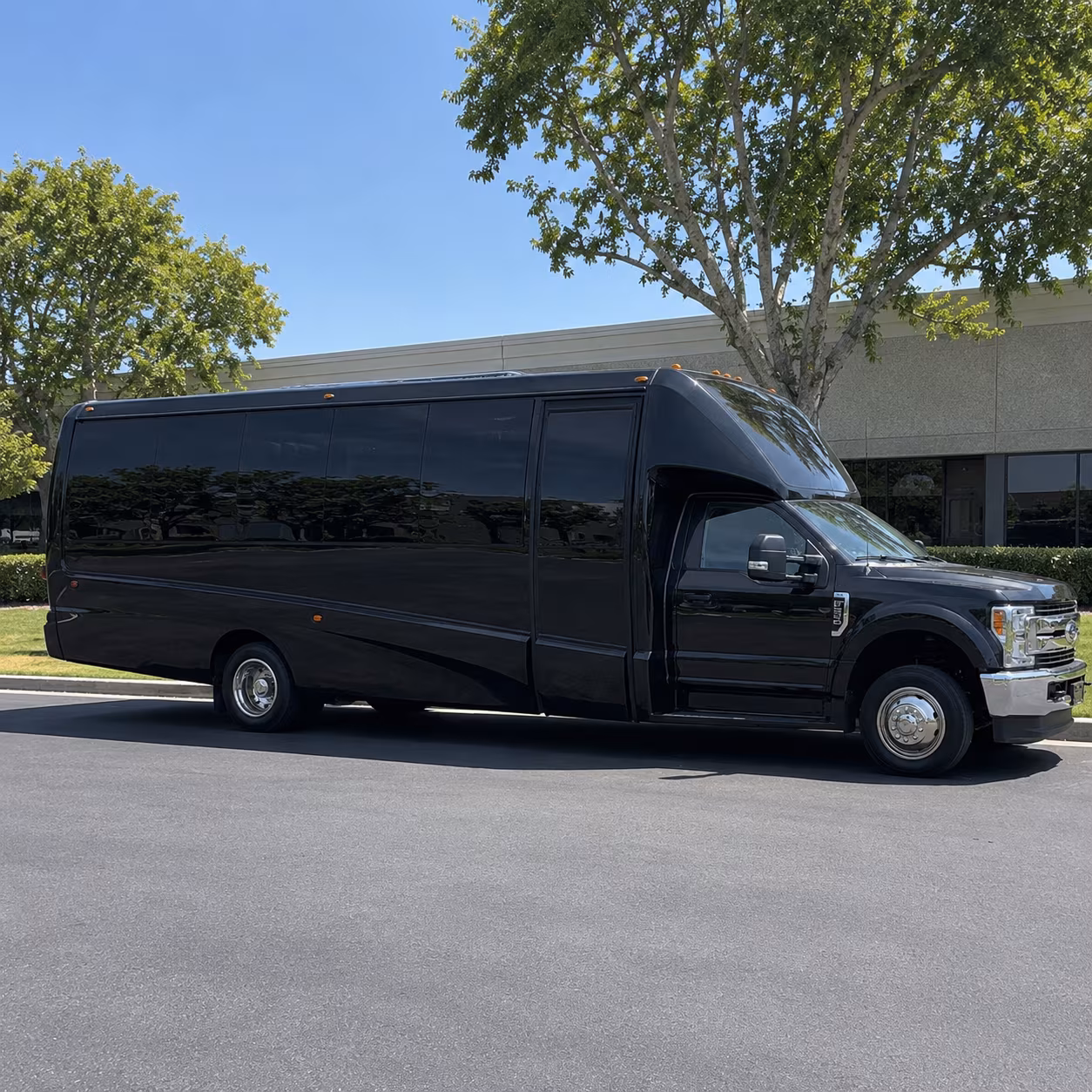party bus rentals for montgomery bachelorette bar crawls