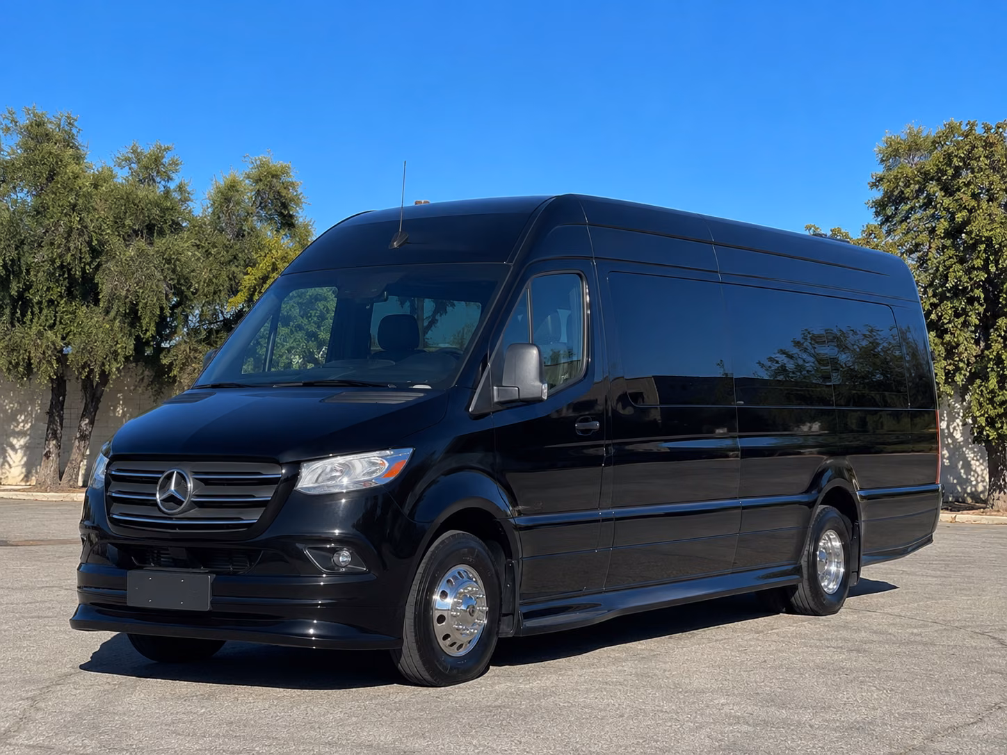 transportation serving montgomery and nearby cities